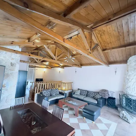 Castello * Nea Iraklitsa