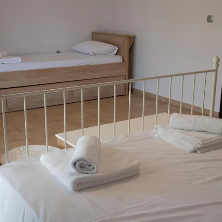 Castello Vakantiehuis Nea Iraklitsa