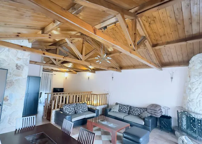 Castello * Nea Iraklitsa