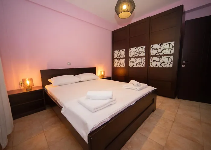 Castello * Nea Iraklitsa